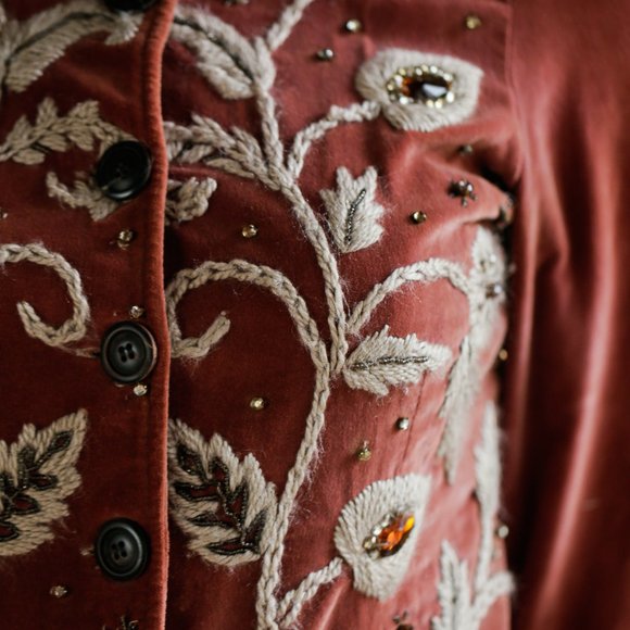 Velvet embroidered beaded Blazer Jacket - Picture 3 of 15